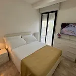 Farfalla Fronte Mare - * Rimini