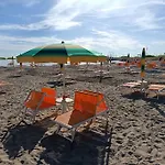 Farfalla Fronte Mare -
