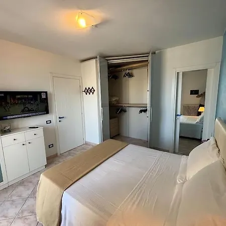 Farfalla Fronte Mare -