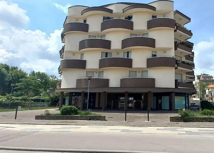 Farfalla Fronte Mare - * Rimini