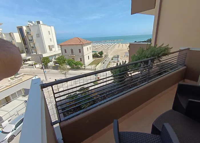 Daire Farfalla Fronte Mare -